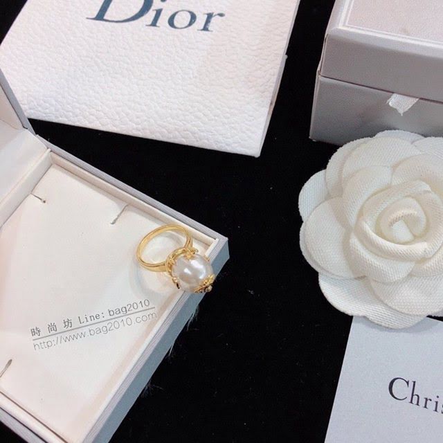 Dior飾品 迪奧經典熱銷款大珍珠金色戒指  zgd1439